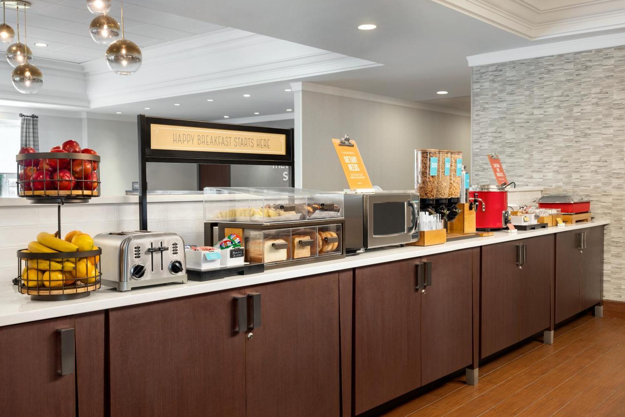Hampton Inn By Hilton Boston/Кембридж Экстерьер фото